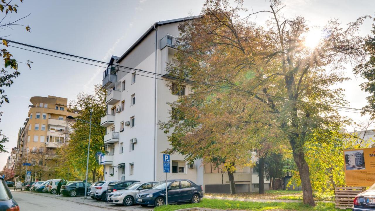 Spa Apartment Yang - Hot Tub, Sauna, Spa Novi Sad Exterior photo